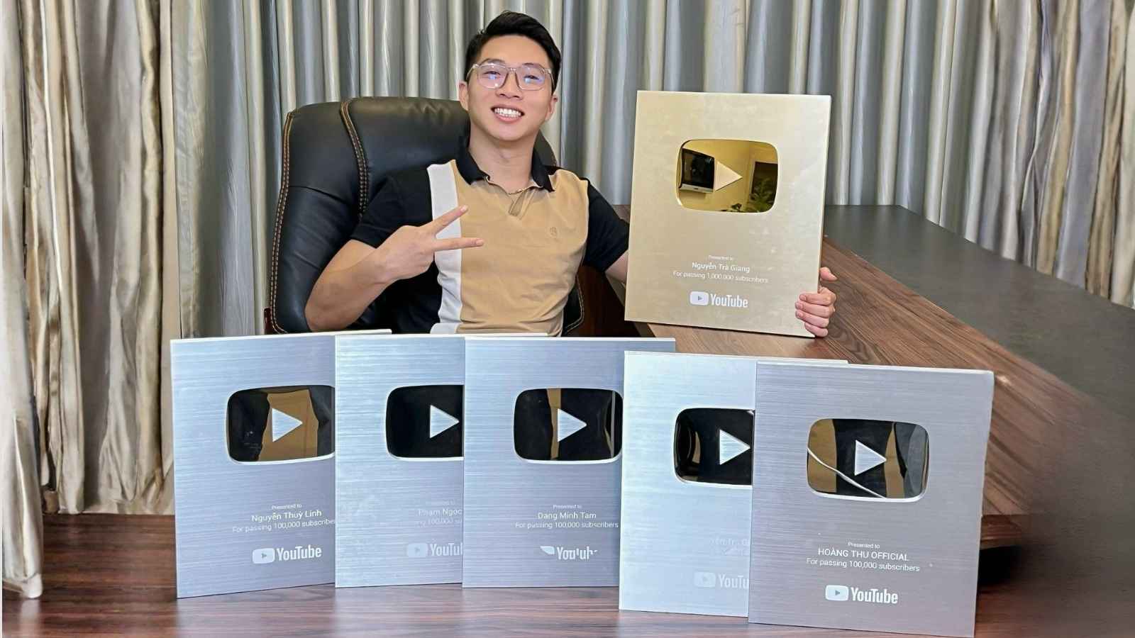 Văn Nguyễn Felix Là Ai?
